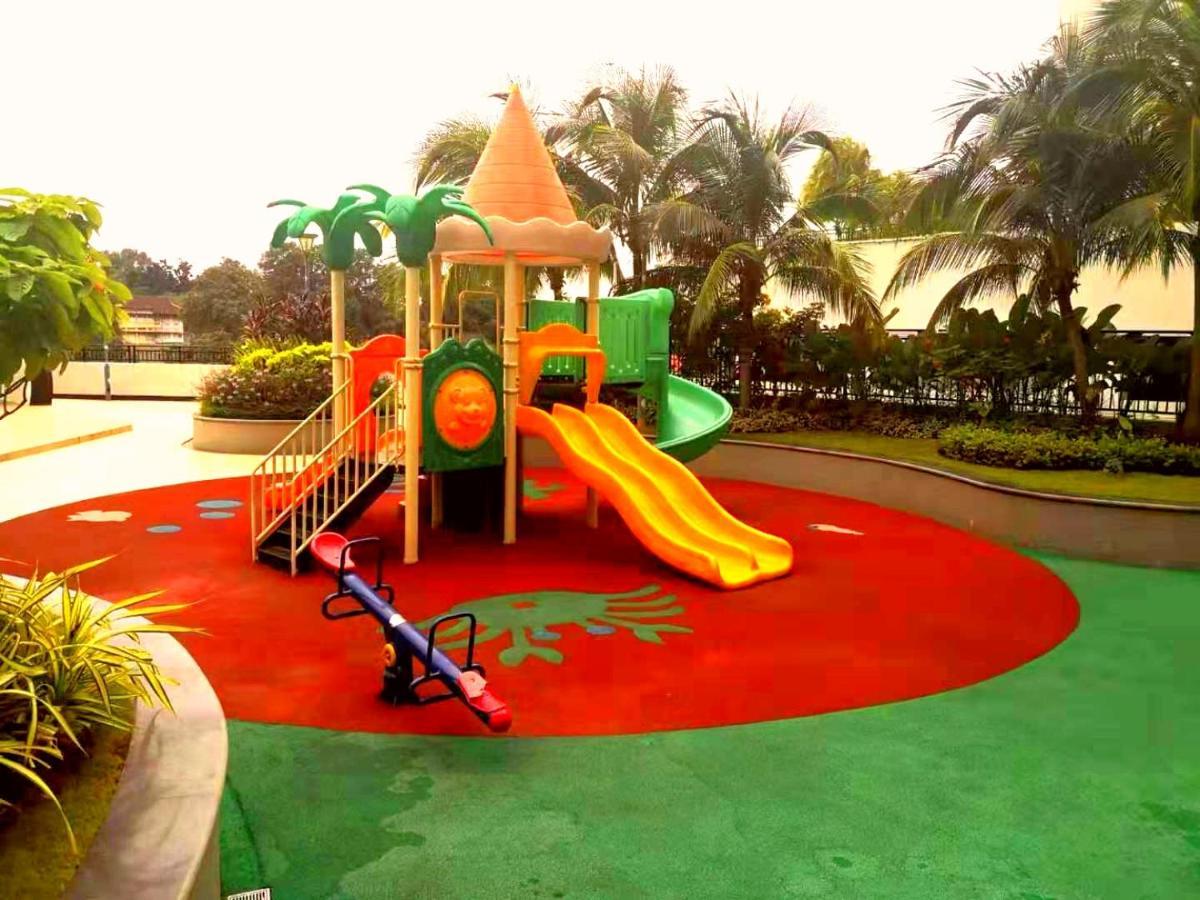 Superb Seaview Royal Strand Danga Bay Country Garden Apartemen Johor Bahru
